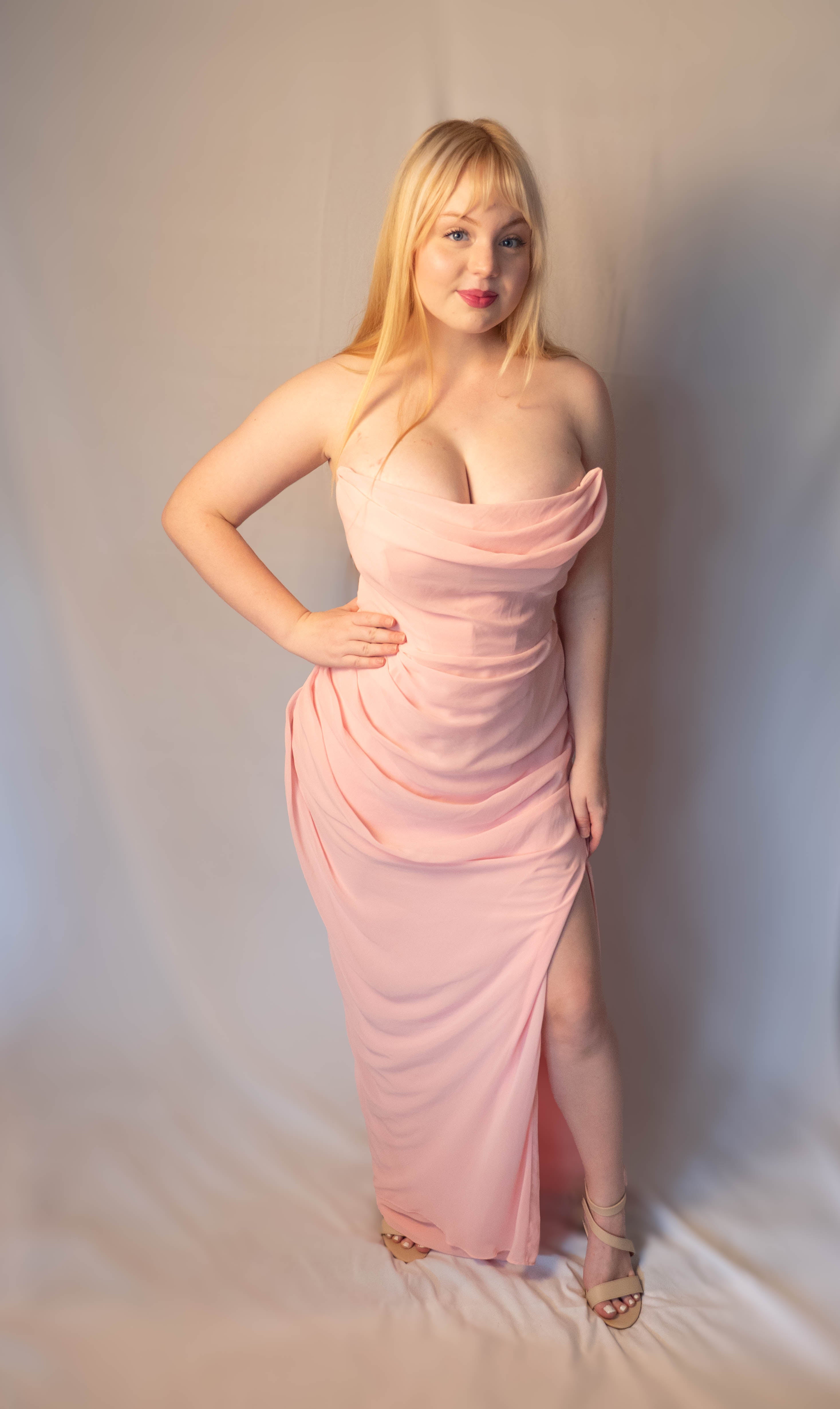 House of CB - Adrienne